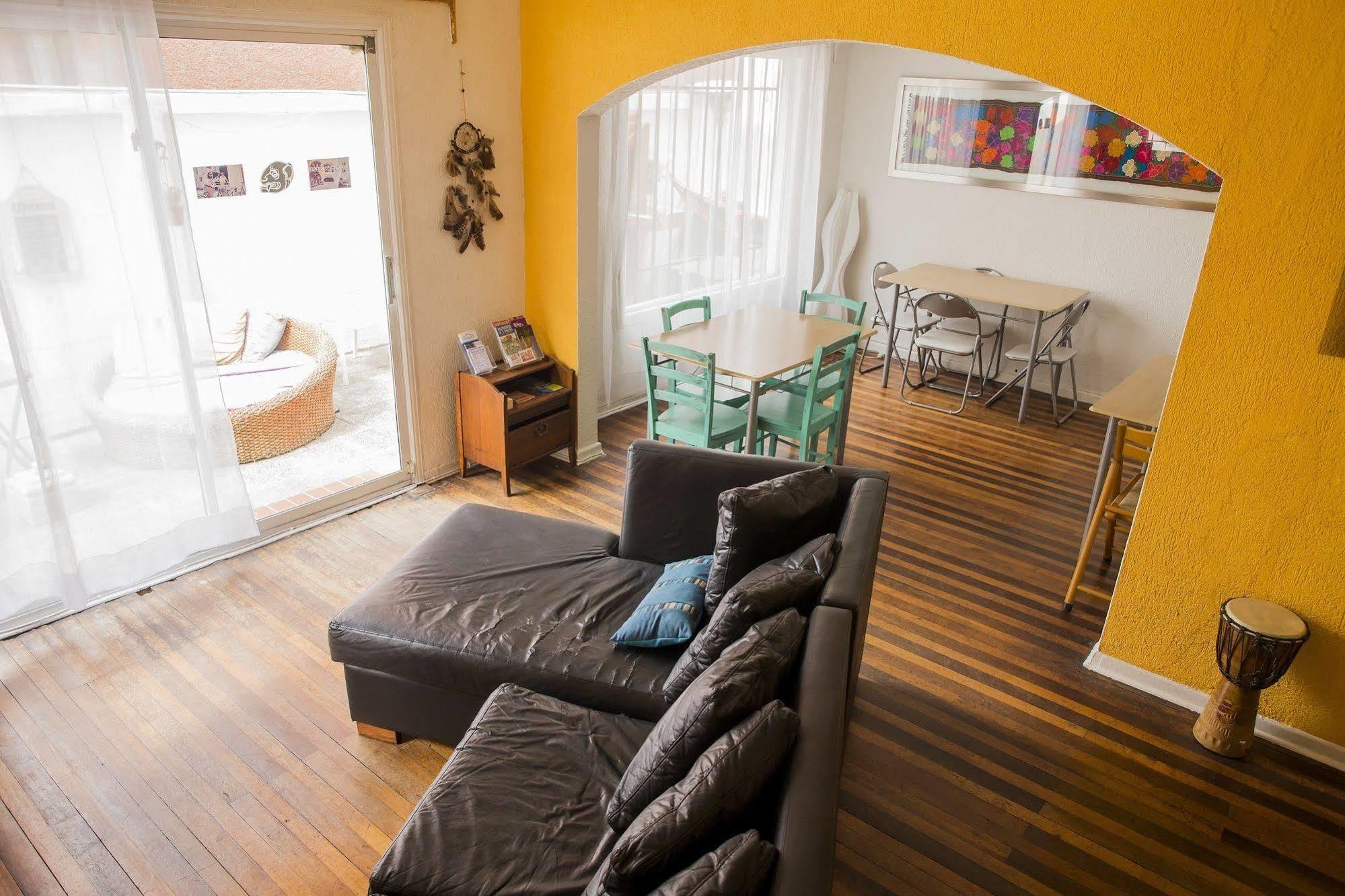 Hostel Jaguar Βίνα Ντελ Μαρ Εξωτερικό φωτογραφία